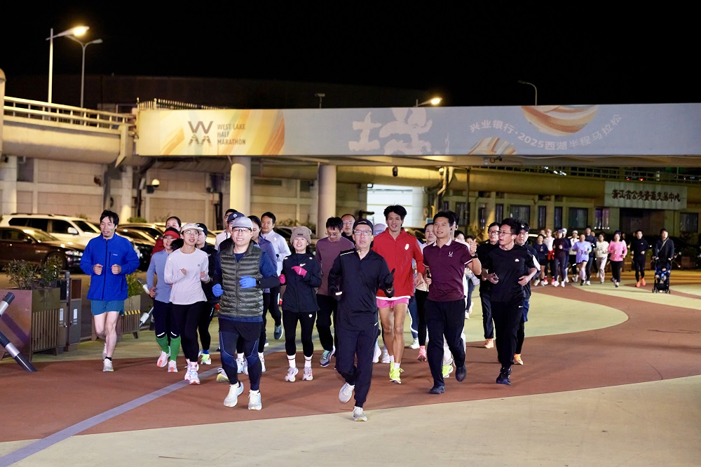 1763871320243867.jpg 4.jpg