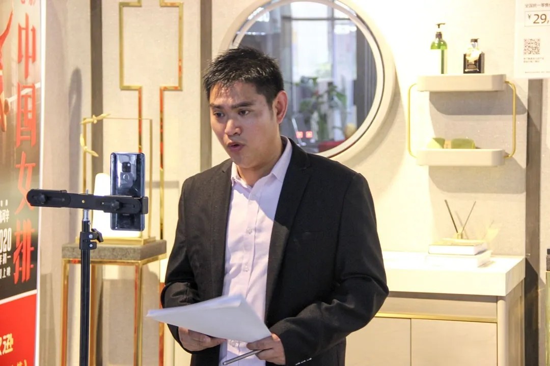 突破自我，K8·凯发直播首秀，培训课程实录